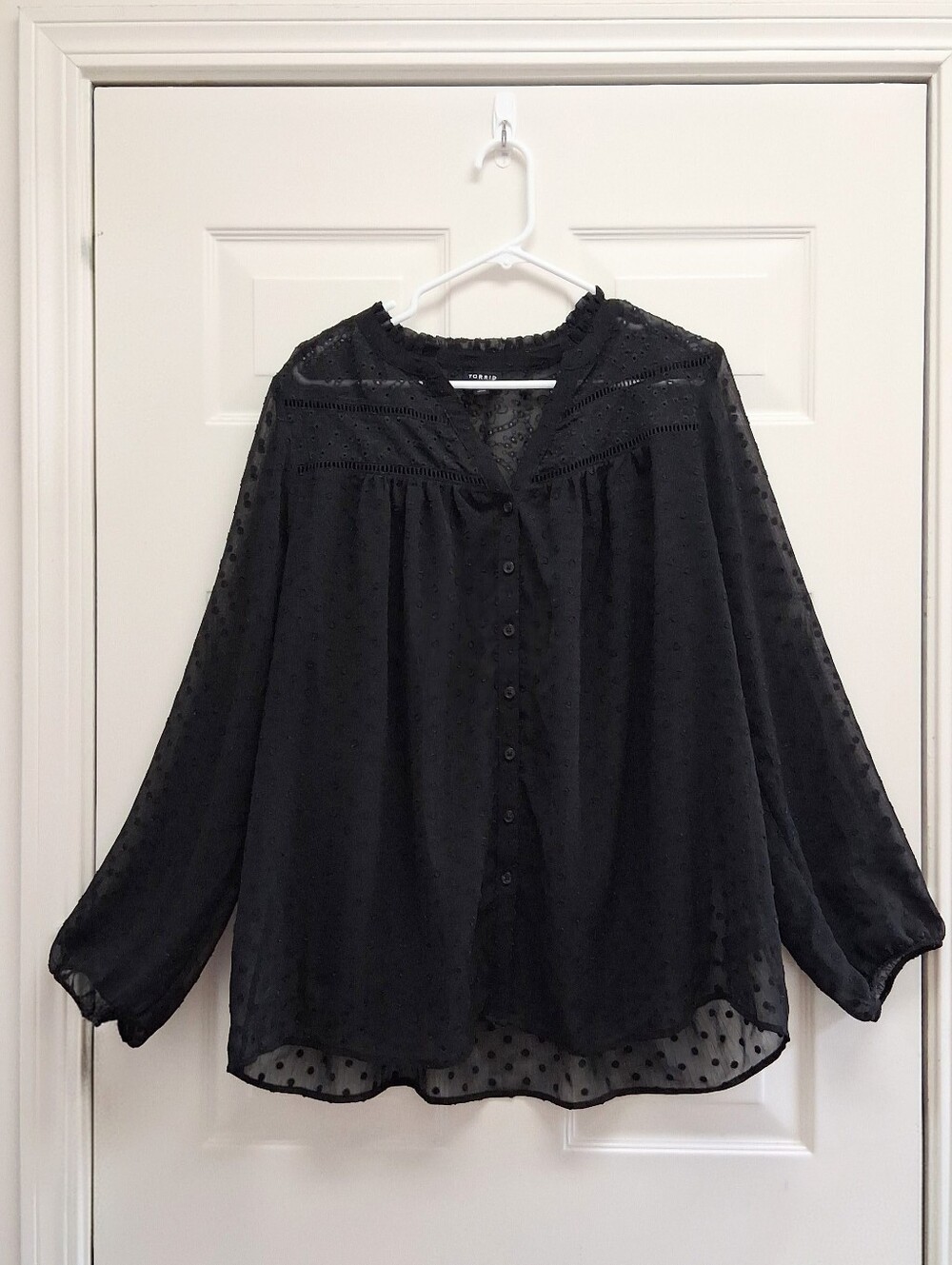 Torrid Clip Dot Chiffon Top Button Front Sheer Black Size 2 Boho Peasant Prairie